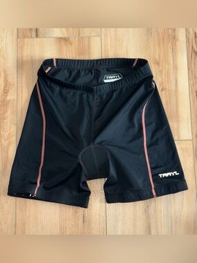 TRAYL Black Cycling Shorts Neon Trim Adult Small